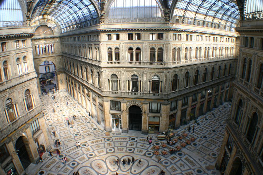 Hotel Art Resort Galleria Umberto Naples Extérieur photo